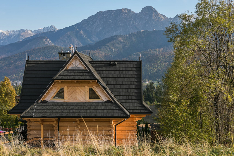 widok na tatry i Giewont z Willa Pitoniówka